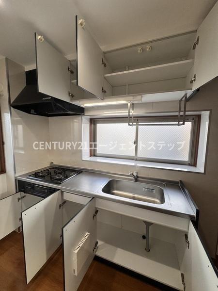 TSグランデ恒久中央　キッチン　