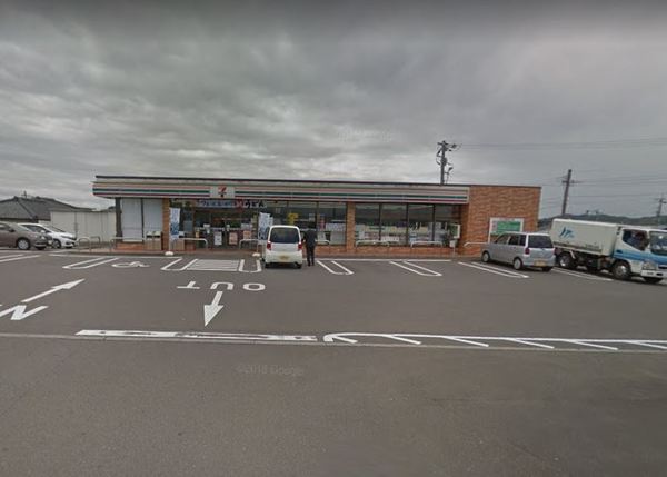 　セブンイレブン宮崎倉岡店（コンビニ）／1202m　