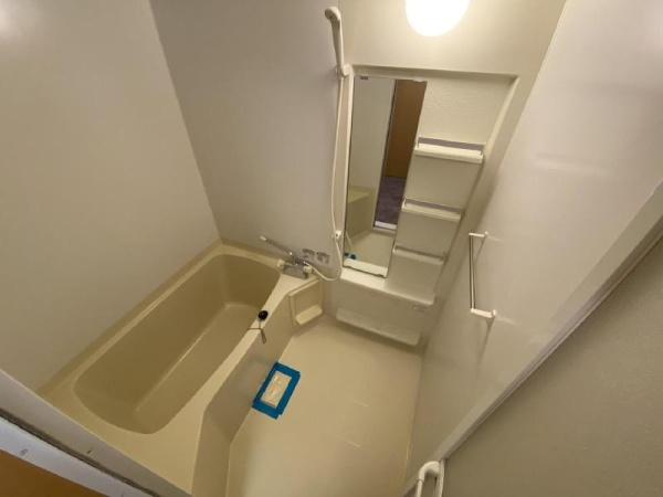 ロイヤル末広　バス　