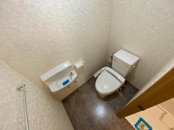 ロイヤル末広　トイレ　