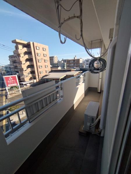 　バルコニー　