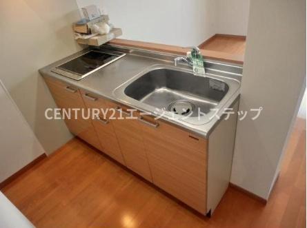 レジデンス和知川原A棟　キッチン　