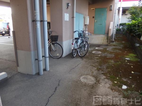 ビュークレイン1　エントランス　