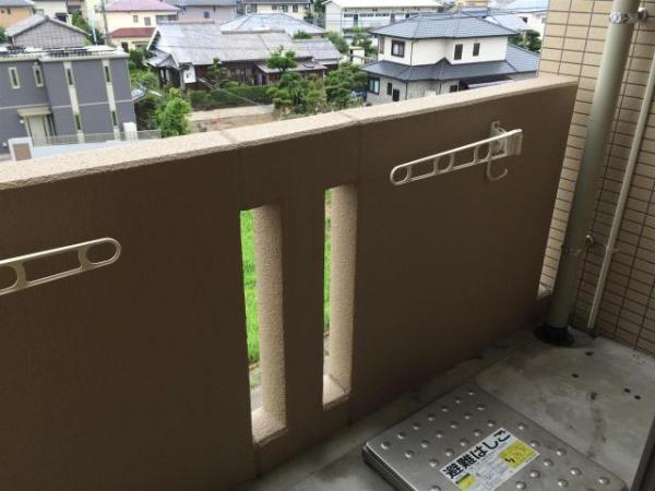　バルコニー　