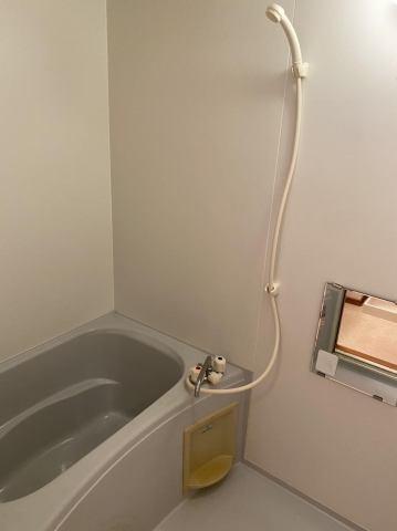 アンシャンテ・N　バス　