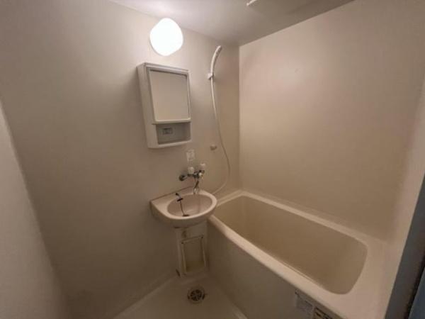 アニーコート　バス　