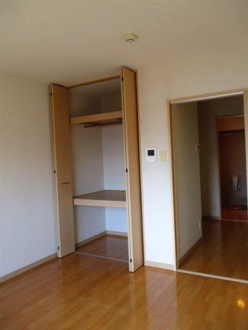 　収納　クローゼット