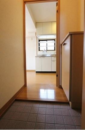 　玄関　