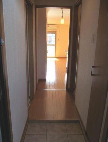 ラ・フォーレ清水　玄関　