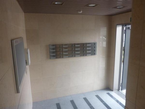 リヴェールMYM2　エントランス　