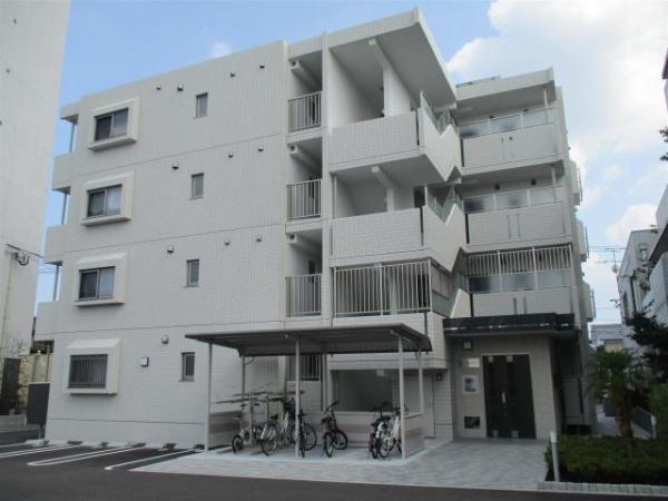 リヴェールMYM2　駐車場　