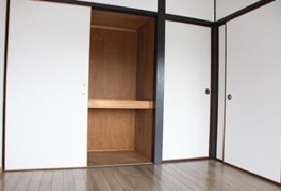 オメガシティ宮崎1　収納　