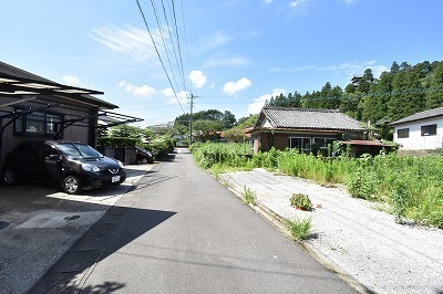 　前面道路含む現地写真　