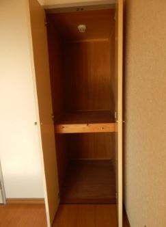 スカイコート宮崎2　収納　
