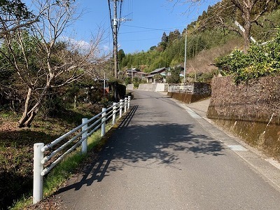 　前面道路含む現地写真　