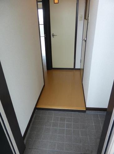 　玄関　