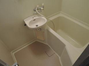 ブルージュハイム　バス　