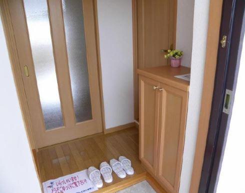 　玄関　