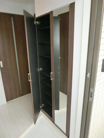 　玄関　