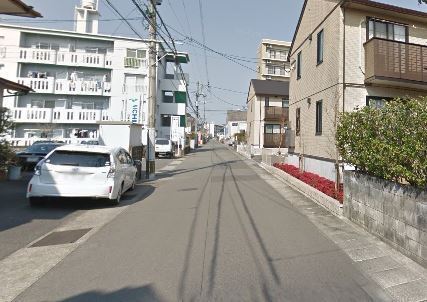 　前面道路含む現地写真　