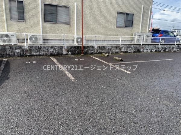サンジェルマン3　駐車場　