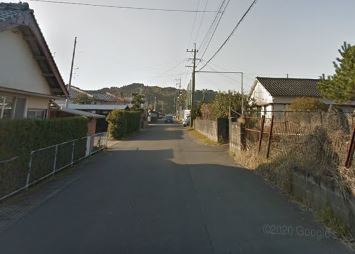 　前面道路含む現地写真　