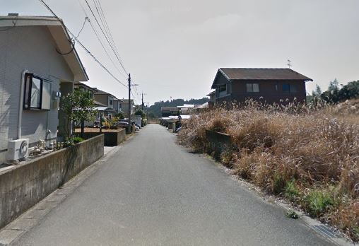 　前面道路含む現地写真　