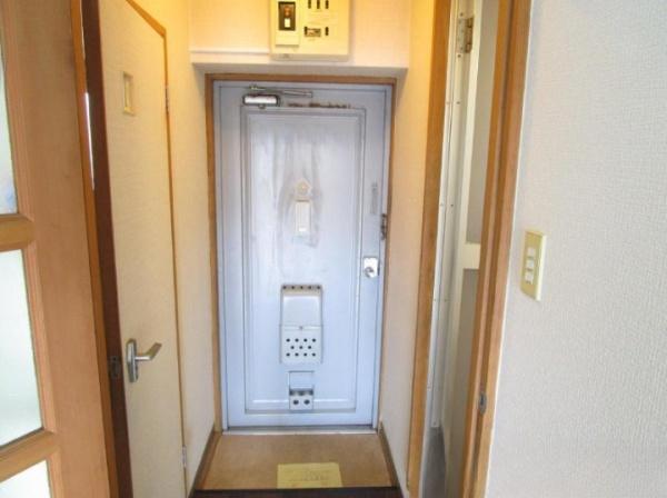 　玄関　