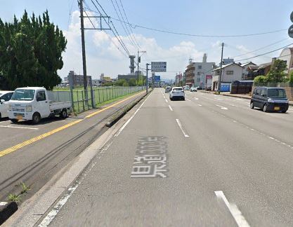 　前面道路含む現地写真　
