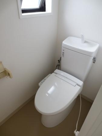 ダブルドアズ　トイレ　