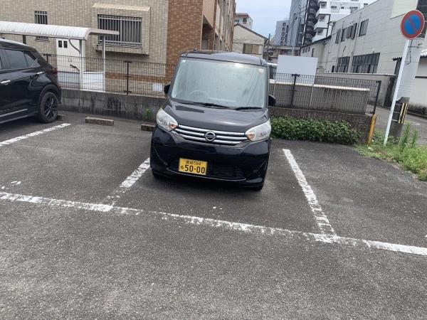 アルテマイスターブリランテ　駐車場　