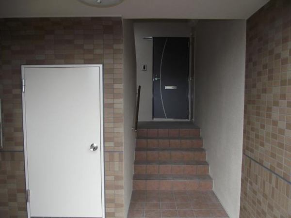 レザンス昭栄　玄関　