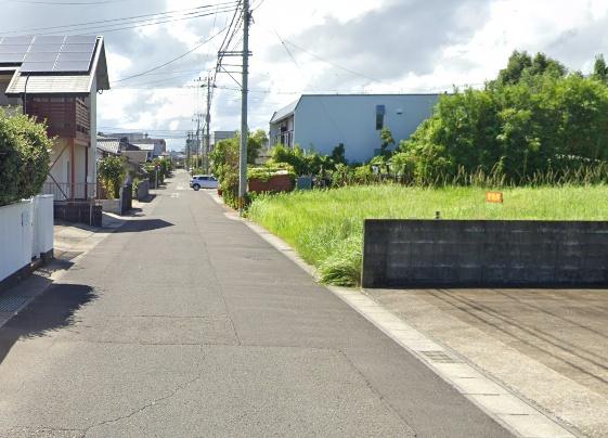 　前面道路含む現地写真　