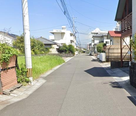 　前面道路含む現地写真　