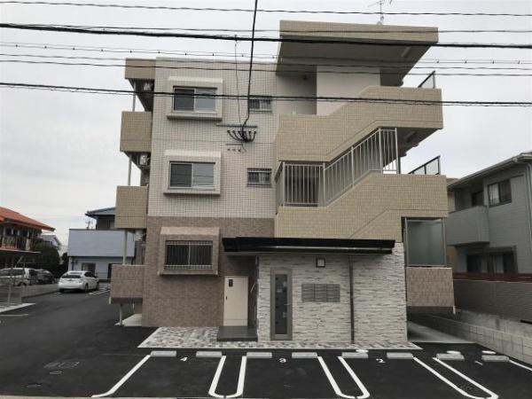 オーシャンハイツ弐番館　駐車場　