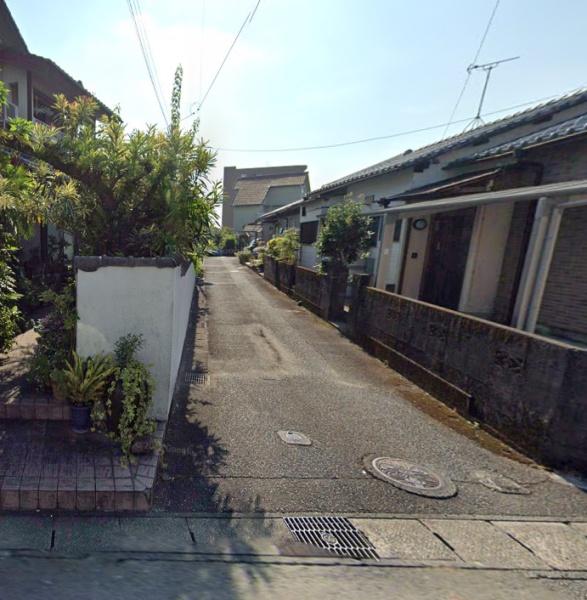 　前面道路含む現地写真　