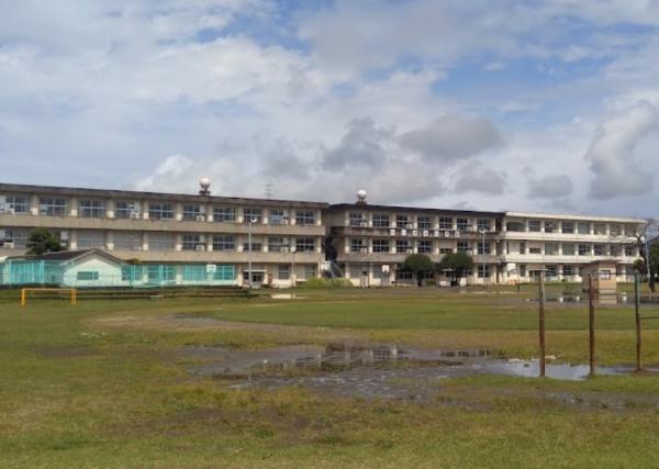 　都城市立沖水小学校（小学校）／1661m　