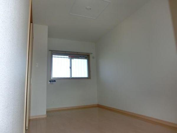 　寝室　