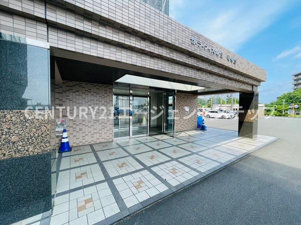 セラヴィ大塚台Ⅱ　エントランス　