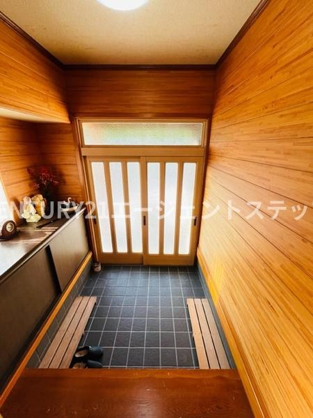 　玄関　ゆとりある広さの玄関