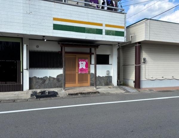 　玄関　