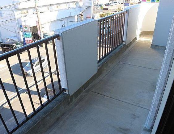 　バルコニー　