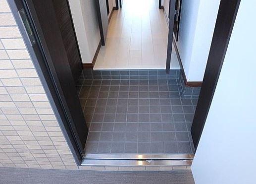 アムールオルテ　玄関　