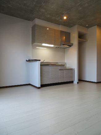 アムールオルテ　リビング　