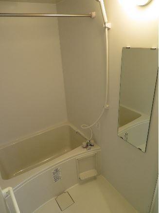 アムールオルテ　バス　