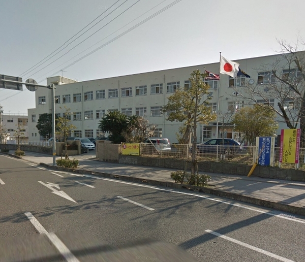 　宮崎市立大淀中学校（中学校）／704m　