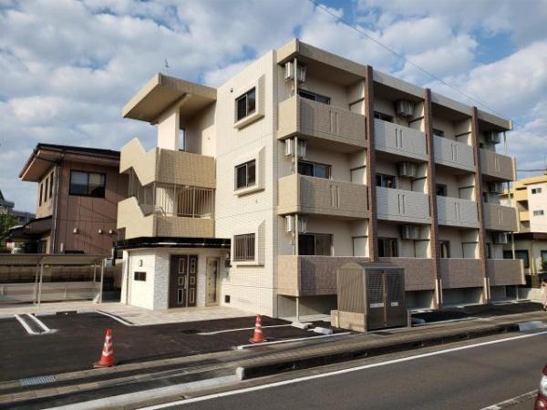 宮崎市江平中町