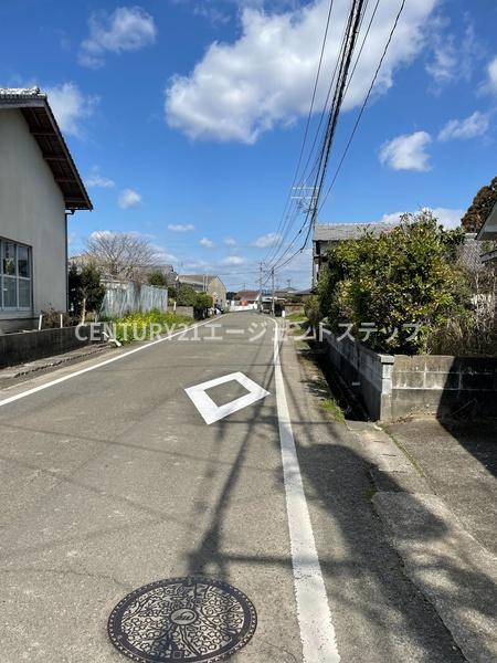 　前面道路含む現地写真　