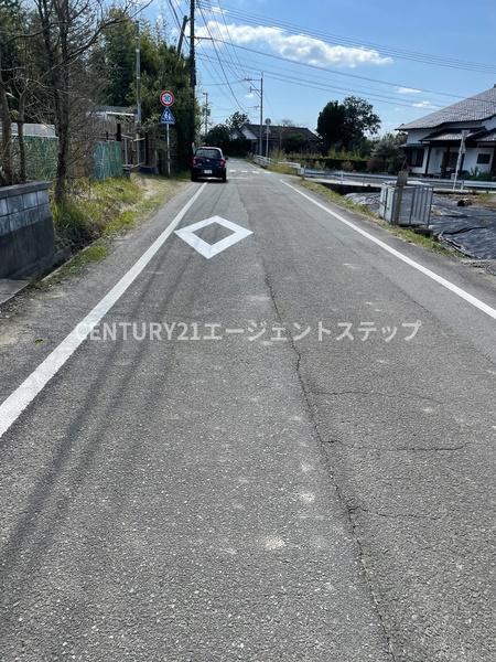 　前面道路含む現地写真　