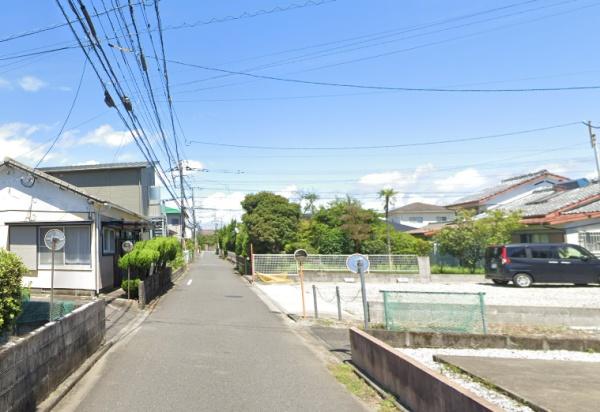 　前面道路含む現地写真　